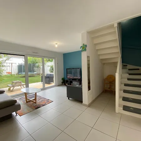Duplex Neuf 90 M2 - 3 Chambres, Avec Jardin A *