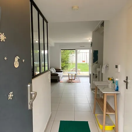 Duplex Neuf 90 M2 - 3 Chambres, Avec Jardin A Apartment Sartrouville